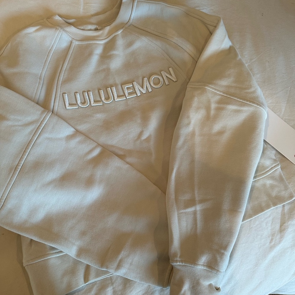 Lululemon Cream Sweatshirt